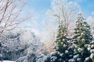 Idyllic U.S. Small Towns That Transform into Winter Wonderlands