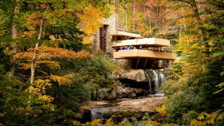 Top 7 Incredible Homes That Seamlessly Blend Into Nature